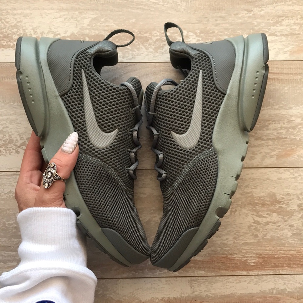 NWT Nike Presto fly - Picture 7 of 8